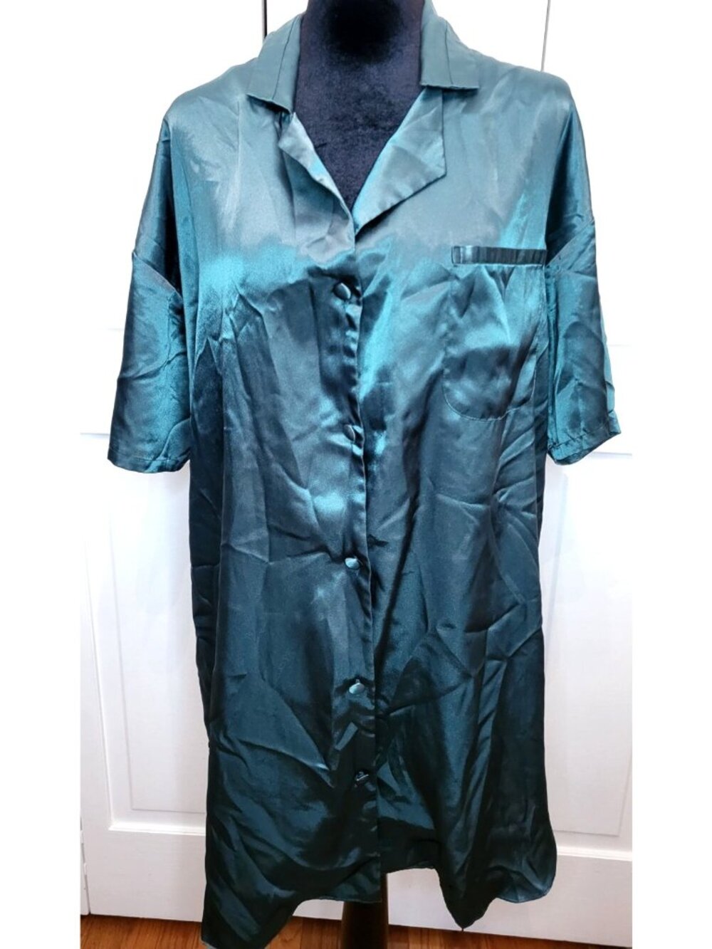 Victoria's Secret Hunter Green Satin Sleepshirt L Loungewear Feminine Pajamas